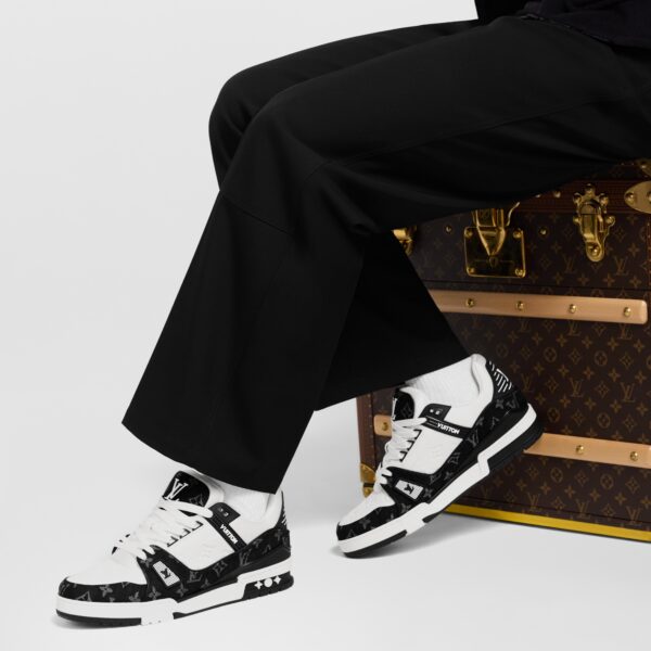 Louis Vuitton Trainer Sneaker Monogram Denim White Black 1A9JGF